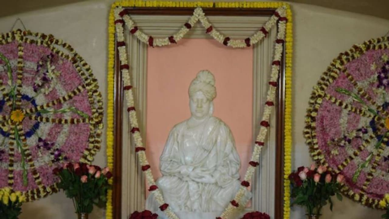 Swami Vivekananda Swami Vivekananda