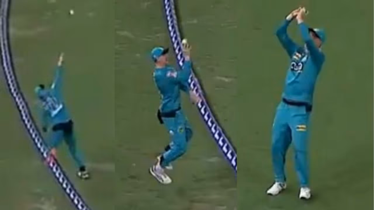 கிரிக்கெட் வரலாற்றில் இதுவரை இப்படி ஒரு கேட்ச் யாருமே புடிச்சது இல்ல.. விவாதத்தை உண்டாக்கிய வித்தியாசமான கேட்ச்சின் வீடியோ கிரிக்கெட் வரலாற்றில் இதுவரை இப்படி ஒரு கேட்ச் யாருமே புடிச்சது இல்ல.. விவாதத்தை உண்டாக்கிய வித்தியாசமான கேட்ச்சின் வீடியோ