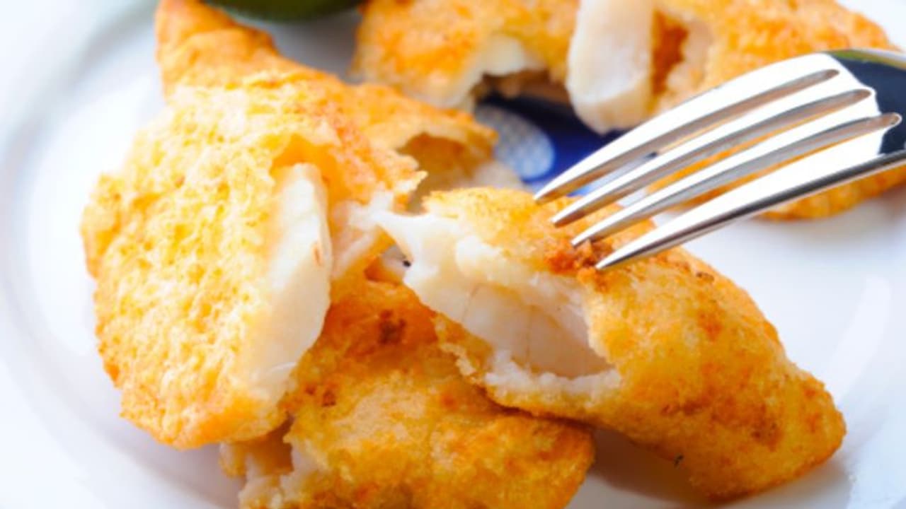 শীতের সন্ধ্যেয় চায়ের আড্ডা জমে উঠুক স্পাইসি ফিশ ফ্রাই এর সঙ্গে শীতের সন্ধ্যেয় চায়ের আড্ডা জমে উঠুক স্পাইসি ফিশ ফ্রাই এর সঙ্গে