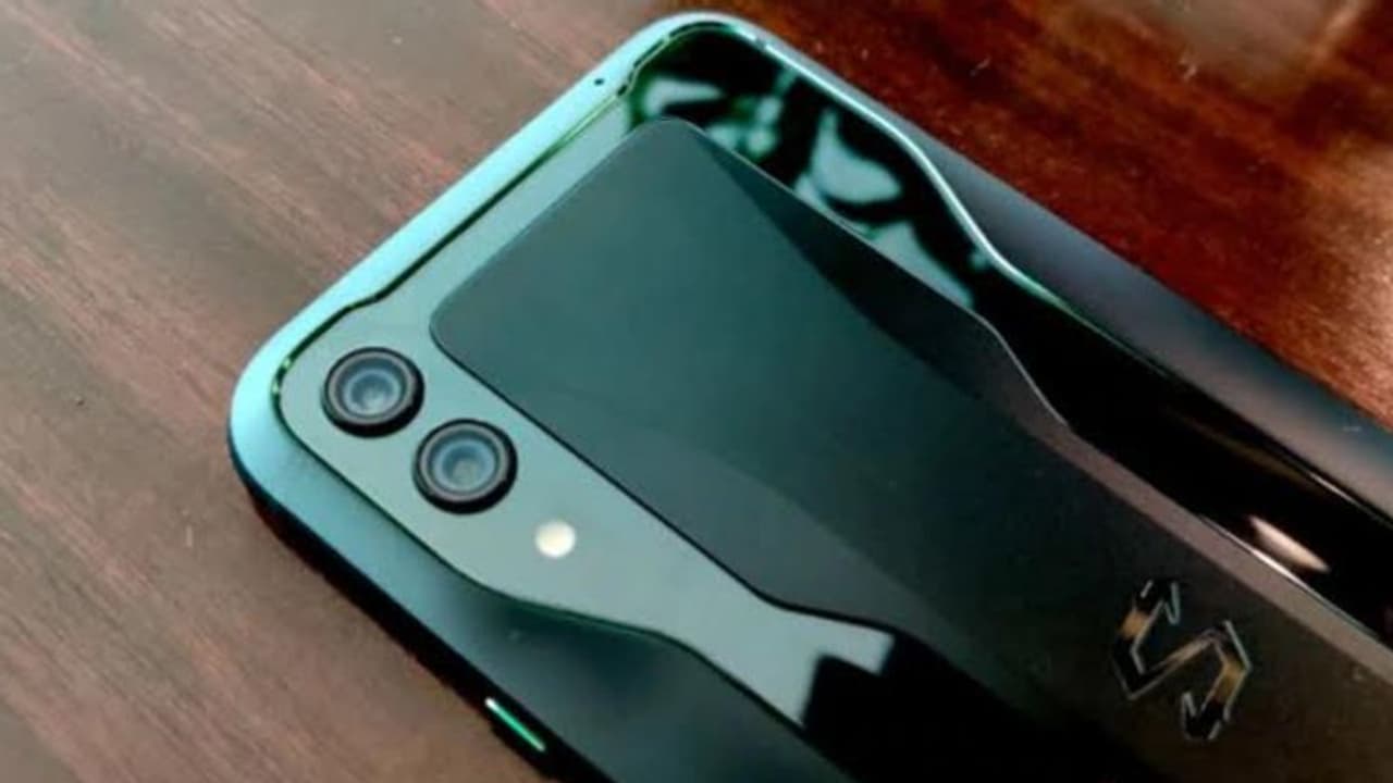 ഗെയിം പ്രേമികള്ക്കു സന്തോഷിക്കാം, 16 ജിബി റാം സപ്പോര്ട്ട് ചെയ്യുന്ന ആദ്യ ഫോണ് വിപണിയിലേക്ക് ഗെയിം പ്രേമികള്ക്കു സന്തോഷിക്കാം, 16 ജിബി റാം സപ്പോര്ട്ട് ചെയ്യുന്ന ആദ്യ ഫോണ് വിപണിയിലേക്ക്