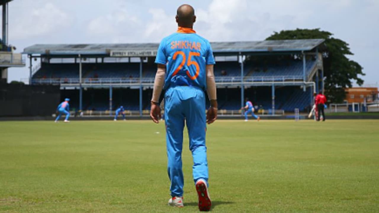 அதெல்லாம் என் பிரச்னை இல்லங்க.. செம கெத்தா பேசும் தவான் அதெல்லாம் என் பிரச்னை இல்லங்க.. செம கெத்தா பேசும் தவான்