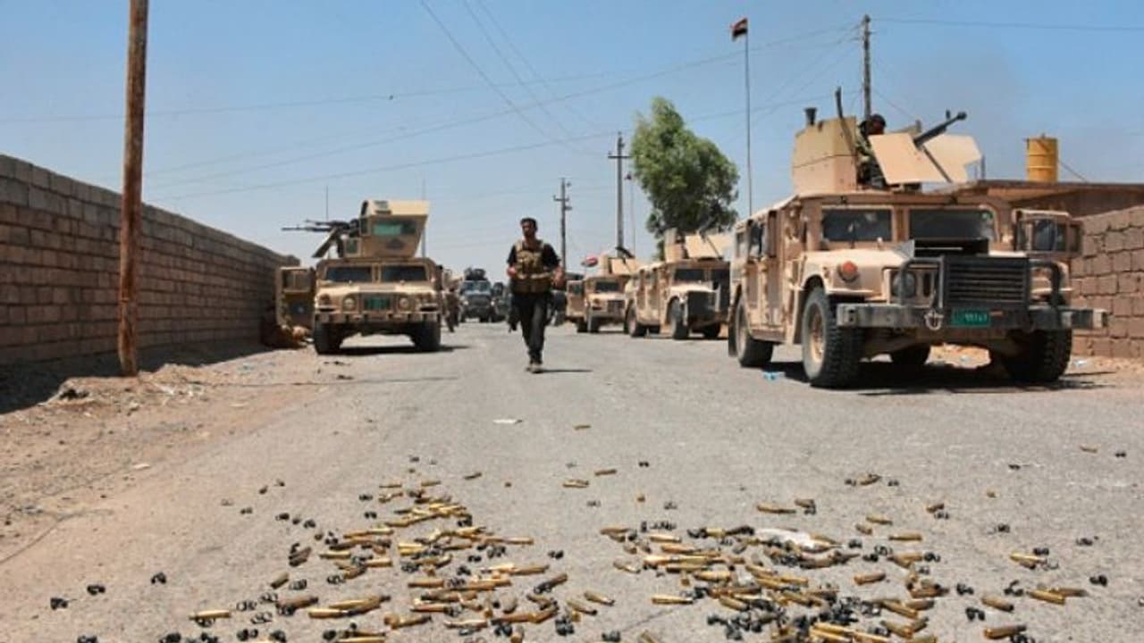 আঁচ বাড়ছে ক্রমেই, ফের ইরাকের মার্কিন ঘাঁটিতে আছড়ে পড়ল আটটি কাত্যুশা রকেট আঁচ বাড়ছে ক্রমেই, ফের ইরাকের মার্কিন ঘাঁটিতে আছড়ে পড়ল আটটি কাত্যুশা রকেট