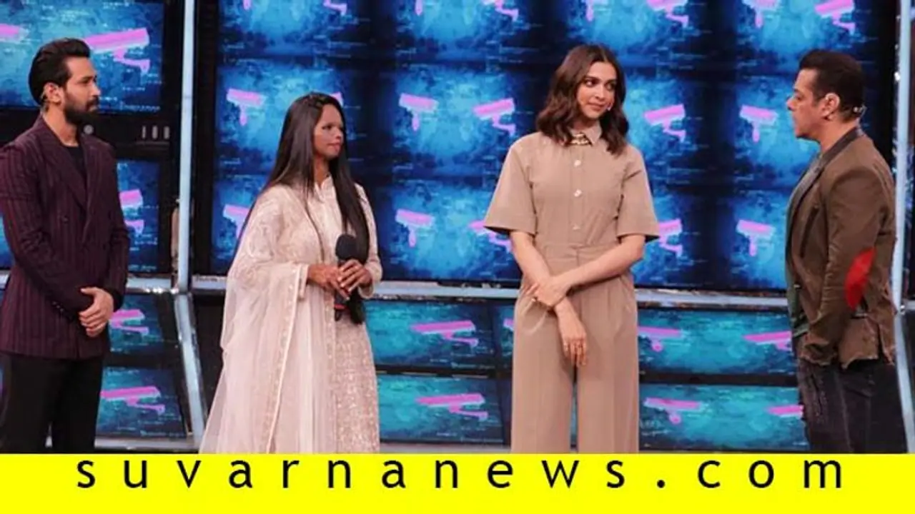 Bigg Boss ವೇದಿಕೆಯಲ್ಲಿ ಡಿಪ್ಪಿ ನಮಸ್ಕಾರ ಫುಲ್ ಟ್ರೋಲ್! Bigg Boss ವೇದಿಕೆಯಲ್ಲಿ ಡಿಪ್ಪಿ ನಮಸ್ಕಾರ ಫುಲ್ ಟ್ರೋಲ್!