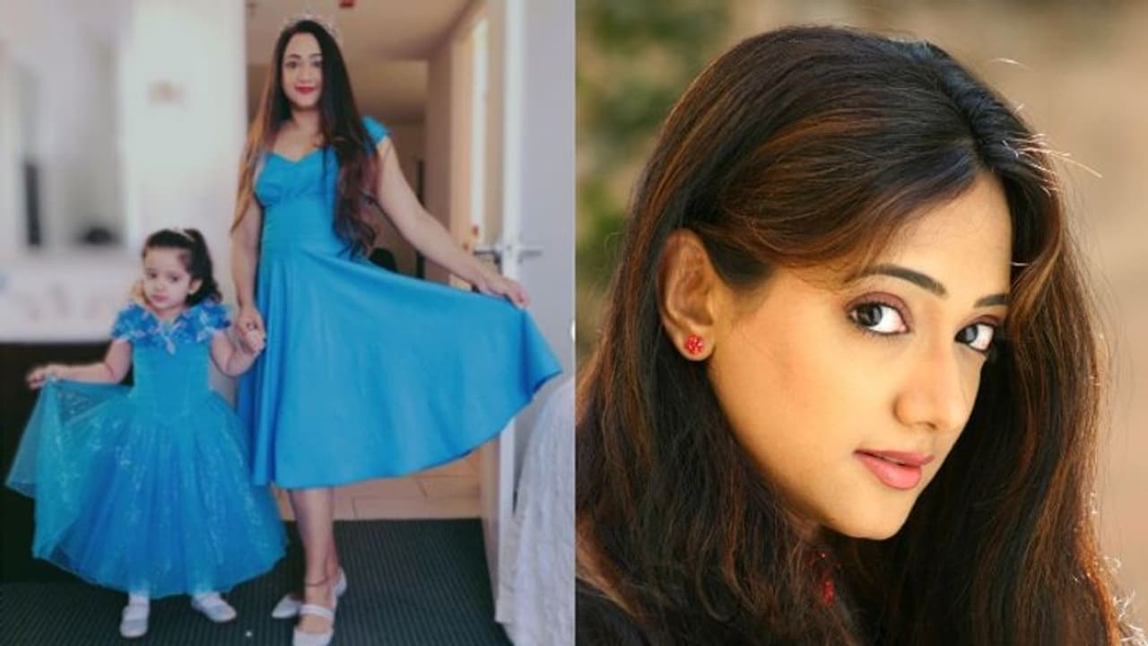 ജോക്കറിലെ കമലയെ ഓര്മയില്ലേ; മന്യയിപ്പോള് ഇവിടെയുണ്ട്! ജോക്കറിലെ കമലയെ ഓര്മയില്ലേ; മന്യയിപ്പോള് ഇവിടെയുണ്ട്!