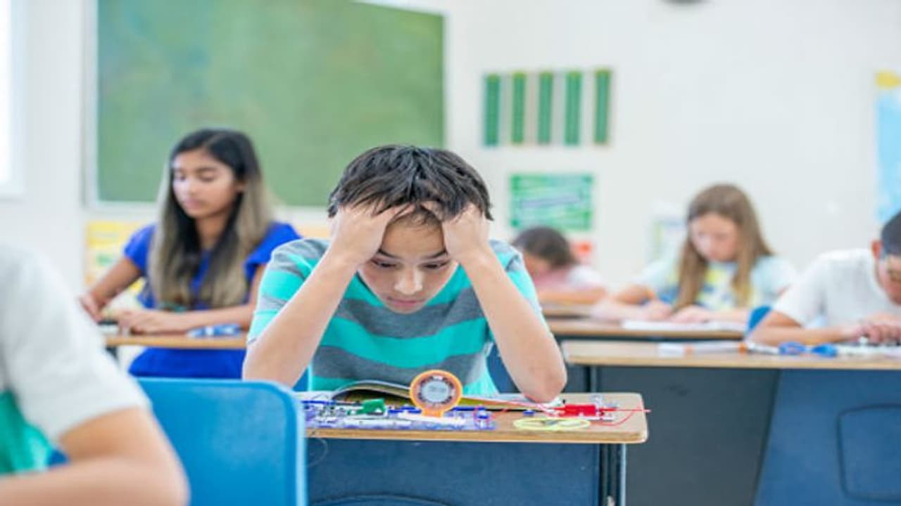 আপনার বাচ্চা কি খুব ছটফটে আর ডানপিটে, তাহলে হতে পারে এডিএইচডি আপনার বাচ্চা কি খুব ছটফটে আর ডানপিটে, তাহলে হতে পারে এডিএইচডি