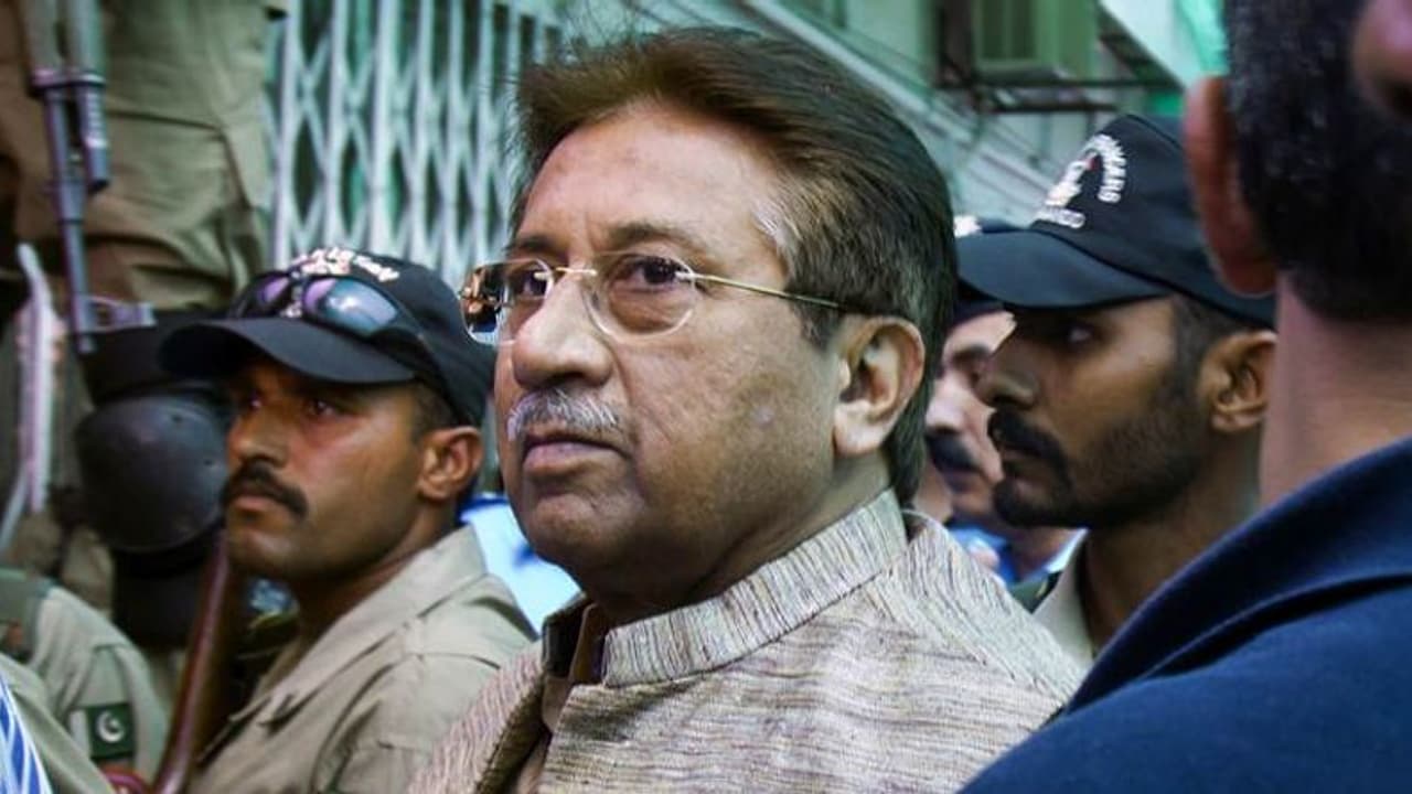 மரண தண்டனையில் இருந்து தப்பினாரா முஷாரஃப் ? லாகூர் ஹைகோர்ட் அதிரடி !! மரண தண்டனையில் இருந்து தப்பினாரா முஷாரஃப் ? லாகூர் ஹைகோர்ட் அதிரடி !!