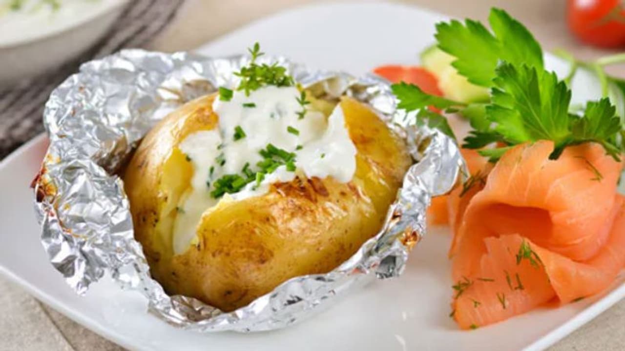 உணவுகளை அலுமினியத் தாளில் சுற்றி வைக்கும் போது கவனிக்க வேண்டியவை..!! உணவுகளை அலுமினியத் தாளில் சுற்றி வைக்கும் போது கவனிக்க வேண்டியவை..!!