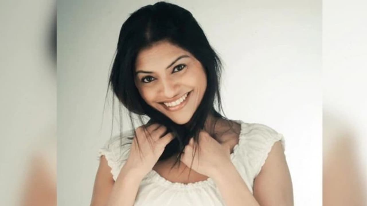 ১০০০ দিনে ১০০০টি গান, চমকে দিয়ে বিশ্বরেকর্ড ভারতীয় মহিলার ১০০০ দিনে ১০০০টি গান, চমকে দিয়ে বিশ্বরেকর্ড ভারতীয় মহিলার