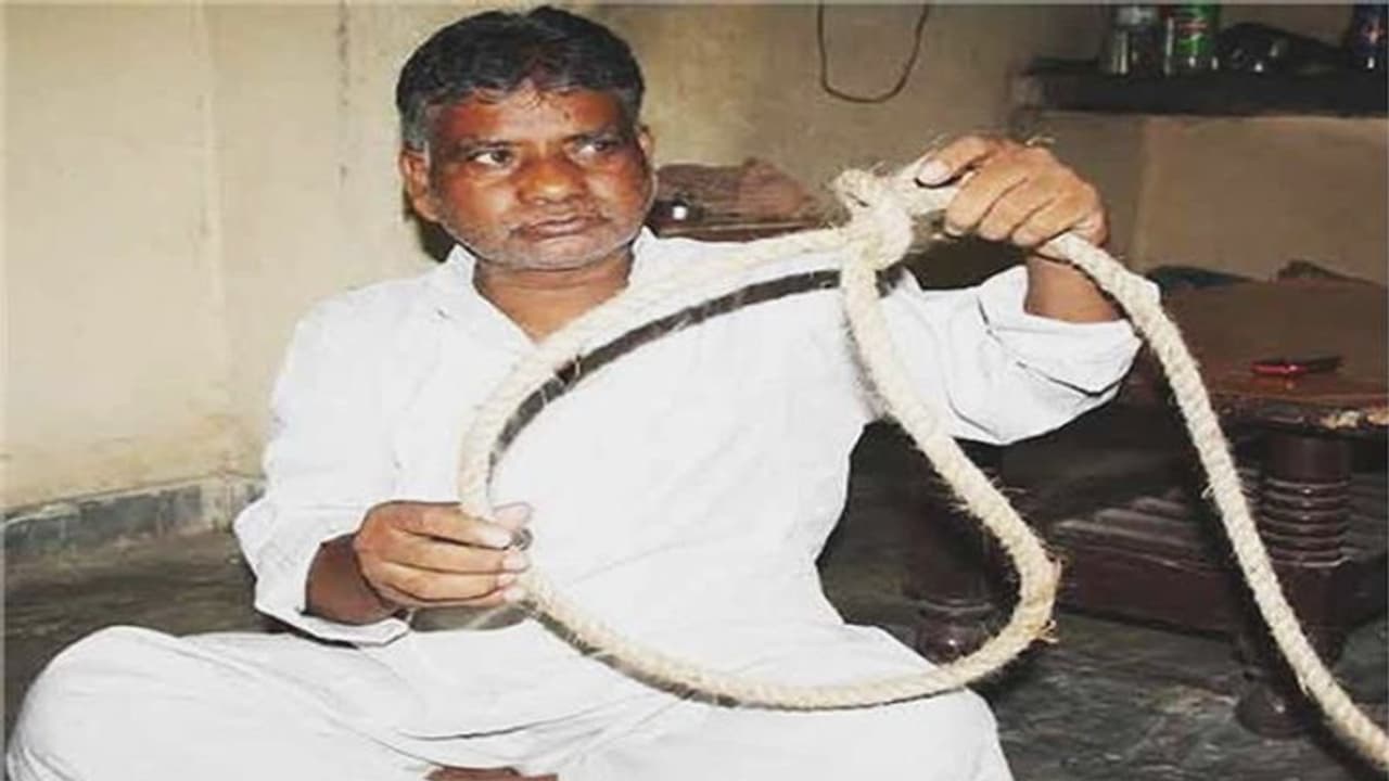 నిర్భయ కేసు... ఉరి బిగిసేనా, తీహార్ జైలుకి తలారి నిర్భయ కేసు... ఉరి బిగిసేనా, తీహార్ జైలుకి తలారి