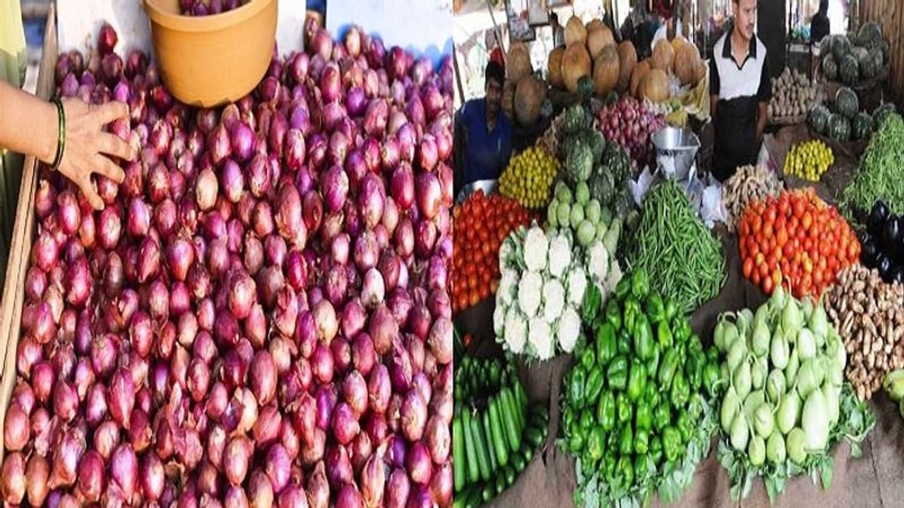 ఉల్లి ‘ఘాటు’తో కంటనీరు...ధరల ప్రభావంతో తొలిసారి....