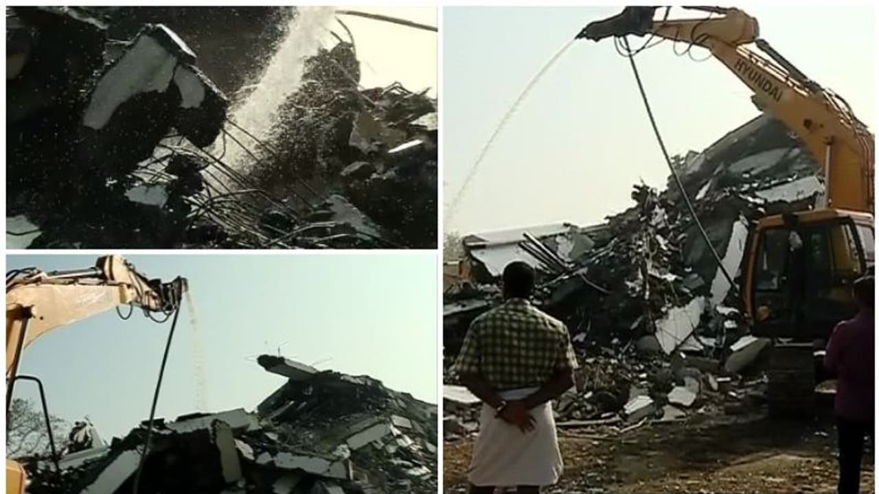 ശ്വാസം മുട്ടി മരട്: പൊടിശല്യം കുറയ്ക്കാൻ വെള്ളം തളിച്ചു തുടങ്ങി; ആരോഗ്യപ്രശ്നങ്ങൾ പരിഹരിക്കാൻ മെഡിക്കൽ ക്യാമ്പ്