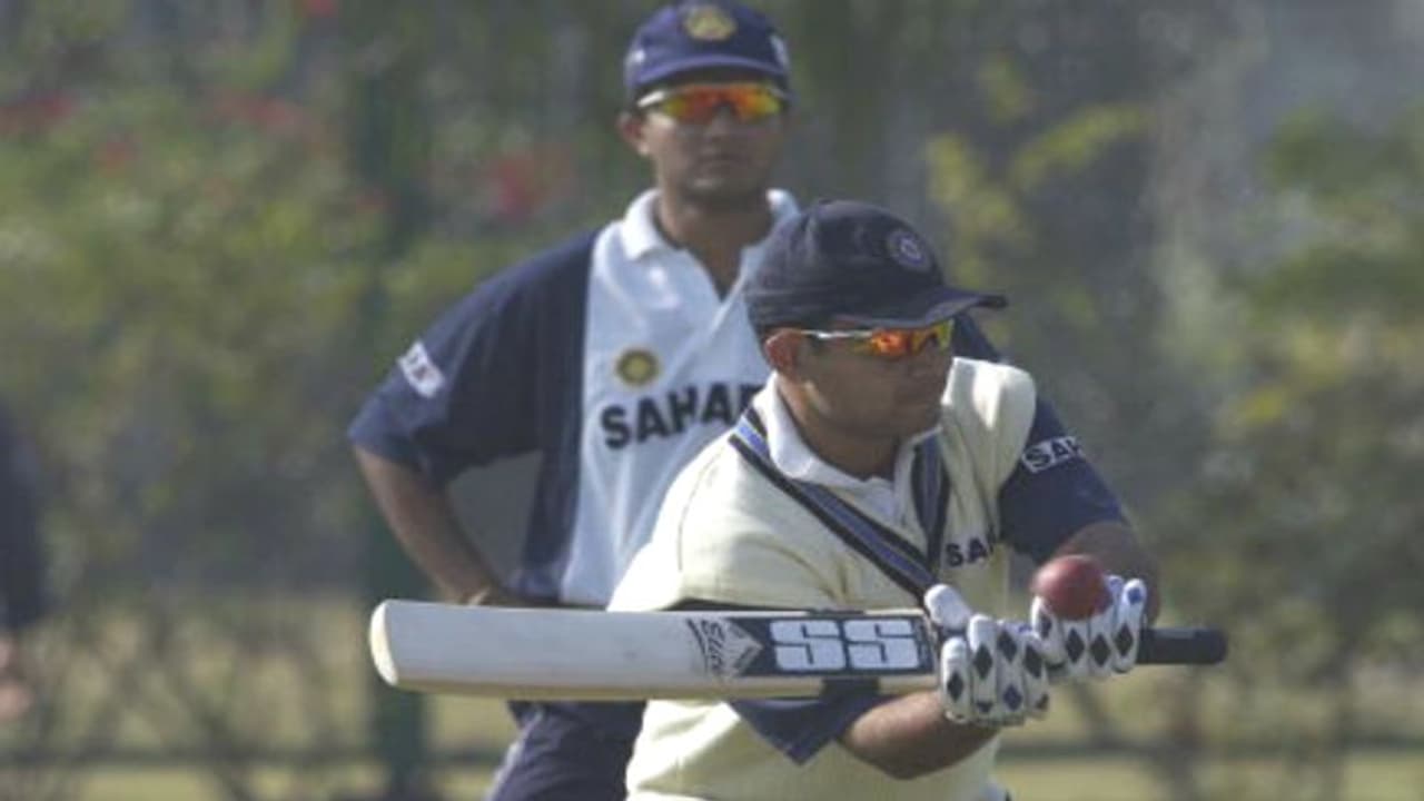 தாதாவுக்கு நான் போட்ட கண்டிஷன்.. சேவாக் சொன்னதை கேட்டு சிரித்த கங்குலி தாதாவுக்கு நான் போட்ட கண்டிஷன்.. சேவாக் சொன்னதை கேட்டு சிரித்த கங்குலி