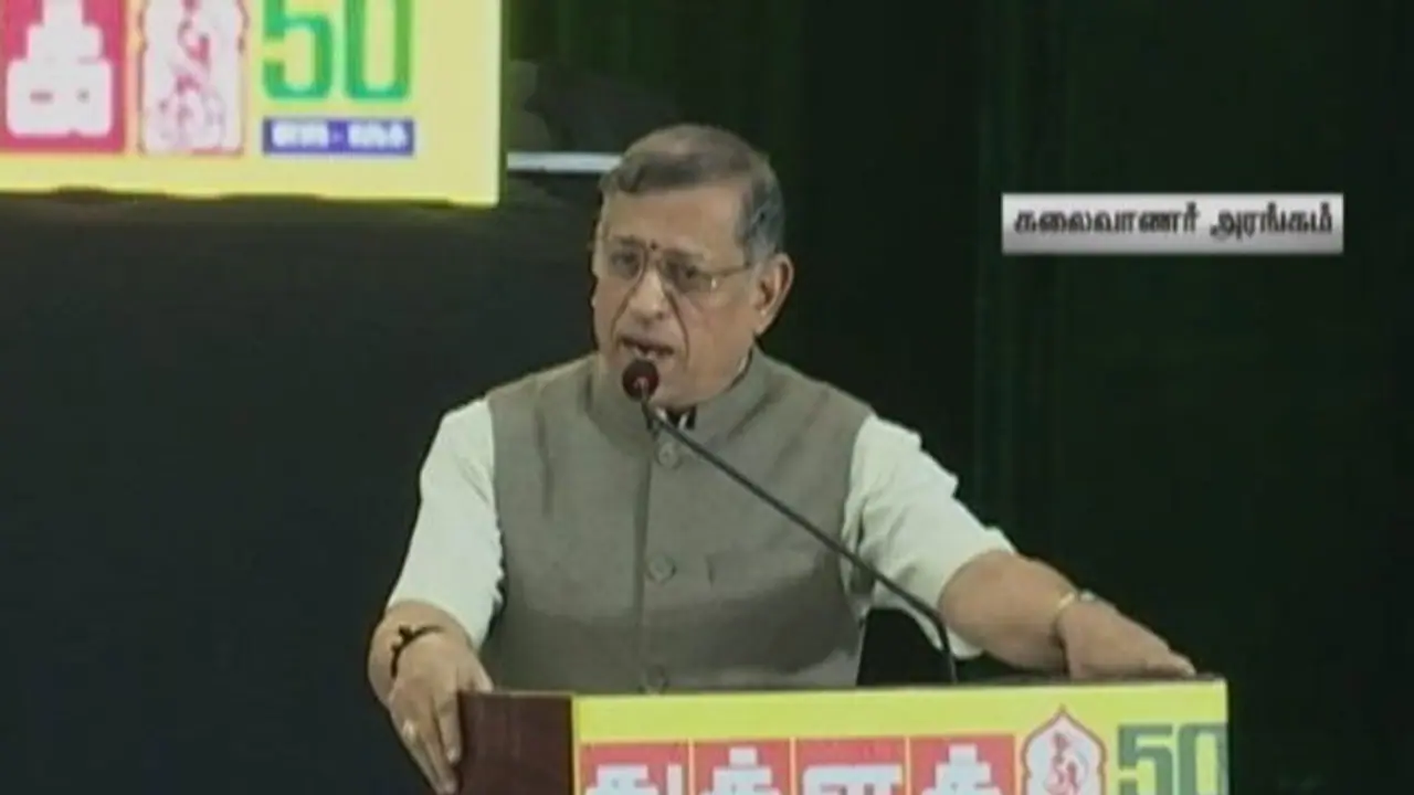 லஞ்சம் வாங்குறதுல திமுகவும், அதிமுகவும் ஒண்ணுதான் !! வெளுத்து வாங்கிய குருமூர்த்தி !!