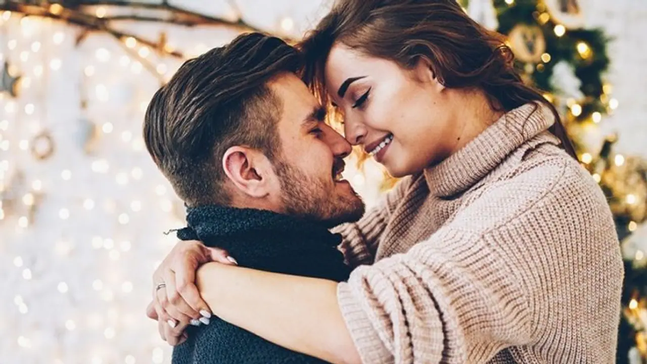 প্রেমের ফাঁদে সাতে সাত পেতে চান, জেনে নিন কোন দিনে বিশেষ কী