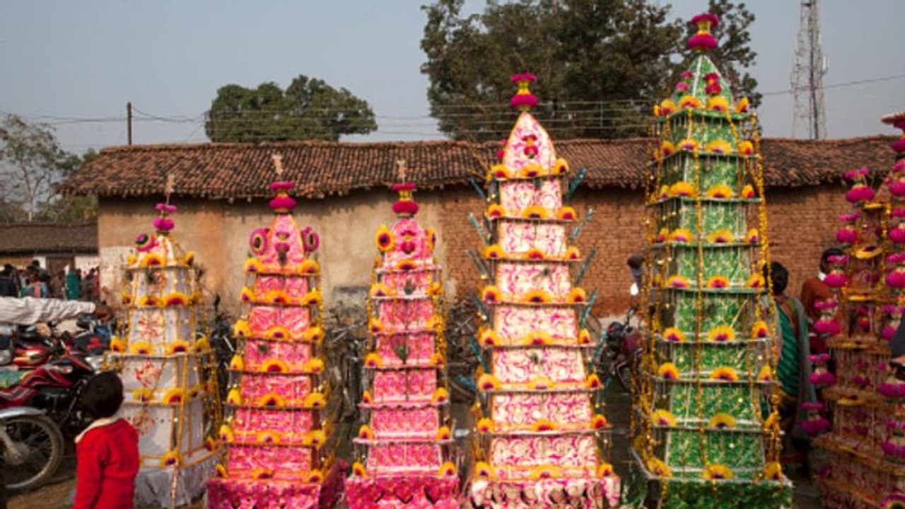 এপার ও ওপার বাংলায় এক মাস ধরে পালিত হত টুসু, বাংলার ঐতিহ্যবাহী এই উৎসব আজ বিলুপ্তির পথে এপার ও ওপার বাংলায় এক মাস ধরে পালিত হত টুসু, বাংলার ঐতিহ্যবাহী এই উৎসব আজ বিলুপ্তির পথে