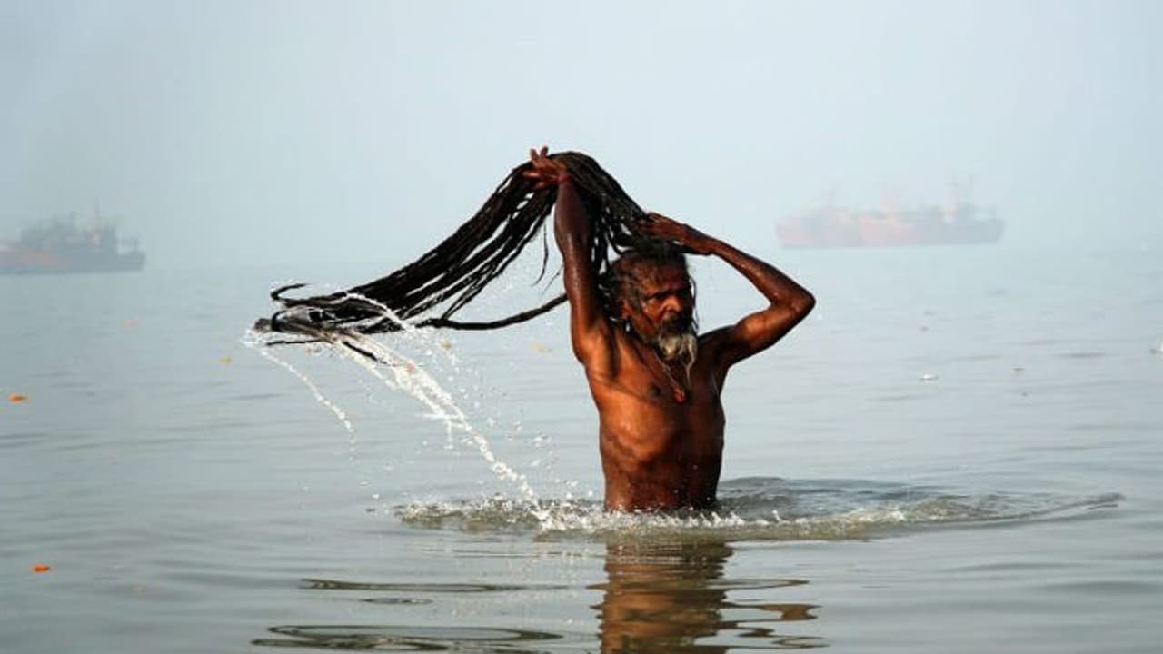 Makar Sankranti 2022: কোথায় কী নামে পরিচিত মকর সংক্রান্তি, জেনে নিন মকর সংক্রান্তির মাহাত্ম্য Makar Sankranti 2022: কোথায় কী নামে পরিচিত মকর সংক্রান্তি, জেনে নিন মকর সংক্রান্তির মাহাত্ম্য