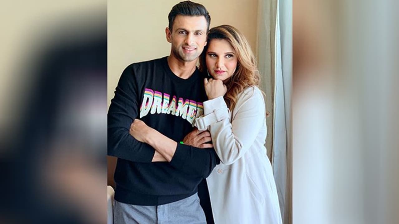 పదో పెళ్లి రోజు... అలా ఊహించుకుంటే.. ఇలా.. సానియా మీర్జా పోస్ట్ పదో పెళ్లి రోజు... అలా ఊహించుకుంటే.. ఇలా.. సానియా మీర్జా పోస్ట్