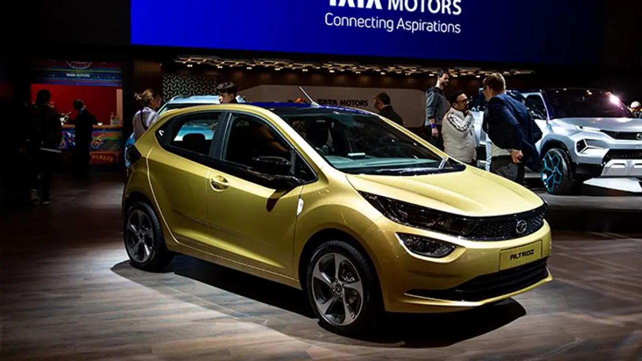 ಟಾಟಾ ನೆಕ್ಸಾನ್ ಬಳಿಕ ಅಲ್ಟ್ರೋಝ್ ದೇಶದ ಅತ್ಯಂತ ಸುರಕ್ಷತೆ ಕಾರು; ಸೇಫ್ಟಿ ರಿಸಲ್ಟ್ ಬಹಿರಂಗ! ಟಾಟಾ ನೆಕ್ಸಾನ್ ಬಳಿಕ ಅಲ್ಟ್ರೋಝ್ ದೇಶದ ಅತ್ಯಂತ ಸುರಕ್ಷತೆ ಕಾರು; ಸೇಫ್ಟಿ ರಿಸಲ್ಟ್ ಬಹಿರಂಗ!