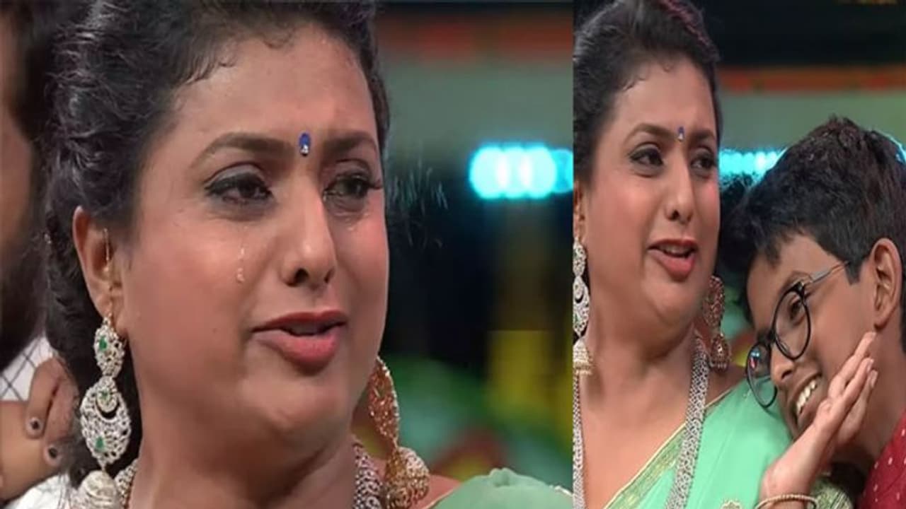 స్టేజ్ పై ఏడ్చేసిన రోజా.. వైరల్ అవుతోన్న వీడియో! స్టేజ్ పై ఏడ్చేసిన రోజా.. వైరల్ అవుతోన్న వీడియో!