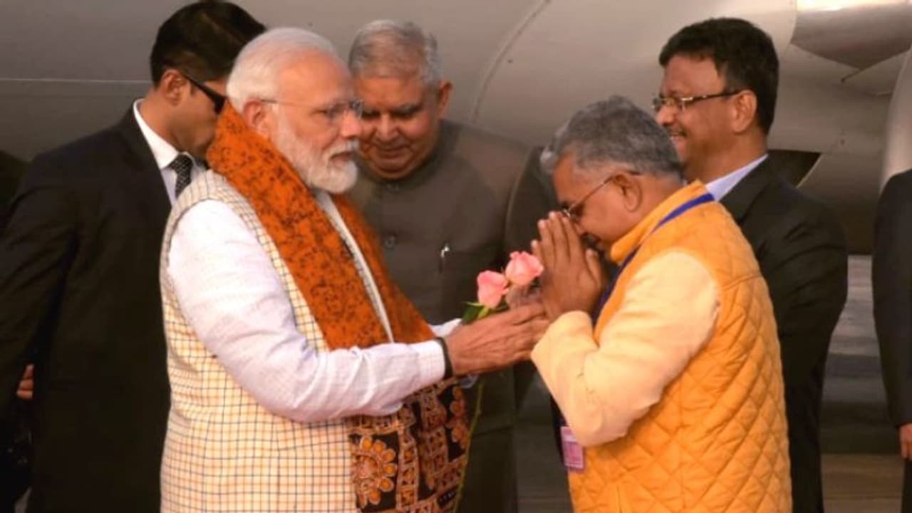 মোদী ভালো ইভেন্ট ম্যানেজার, দিলীপের বক্তব্য়ে অস্বস্তিতে বিজেপি মোদী ভালো ইভেন্ট ম্যানেজার, দিলীপের বক্তব্য়ে অস্বস্তিতে বিজেপি