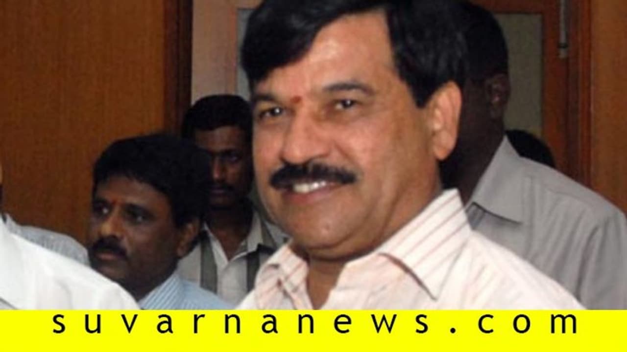 ಸಂಪುಟ ಕಗ್ಗಂಟಲ್ಲ, ಎಲ್ಲವನ್ನೂ ನಿರ್ಧರಿಸಿದ್ಯಂತೆ ಹೈಕಮಾಂಡ್..!