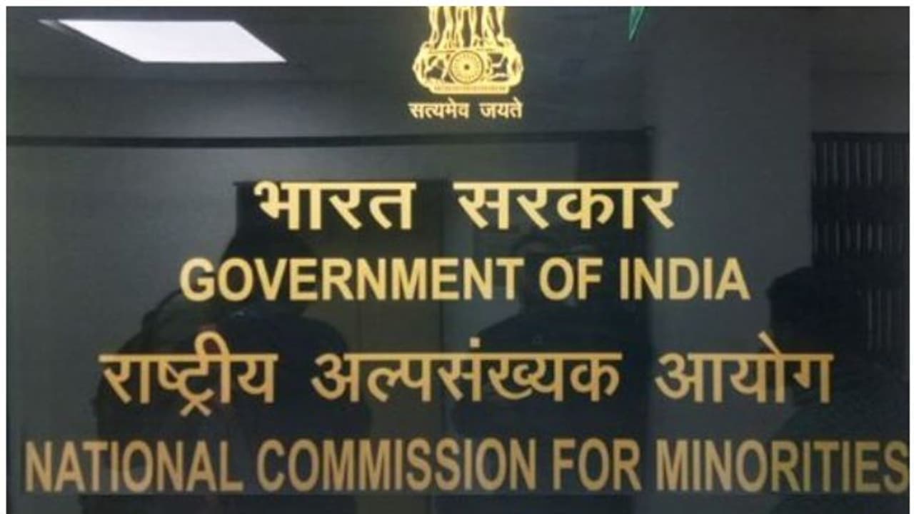 സിറോ മലബാര് സഭയുടെ ലൗ ജിഹാദ് ആരോപണം; പൊലീസ് മേധാവിയോട് വിശദീകരണം തേടി ദേശീയ ന്യൂനപക്ഷ കമ്മീഷന് സിറോ മലബാര് സഭയുടെ ലൗ ജിഹാദ് ആരോപണം; പൊലീസ് മേധാവിയോട് വിശദീകരണം തേടി ദേശീയ ന്യൂനപക്ഷ കമ്മീഷന്