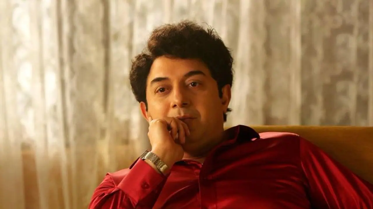 "தலைவி"யின் செல்வாக்கை ஒரே நாளில் தூக்கி நிறுத்திய தலைவர்... யூ டியூப் ட்ரெண்டிங்கில் டாப்..!