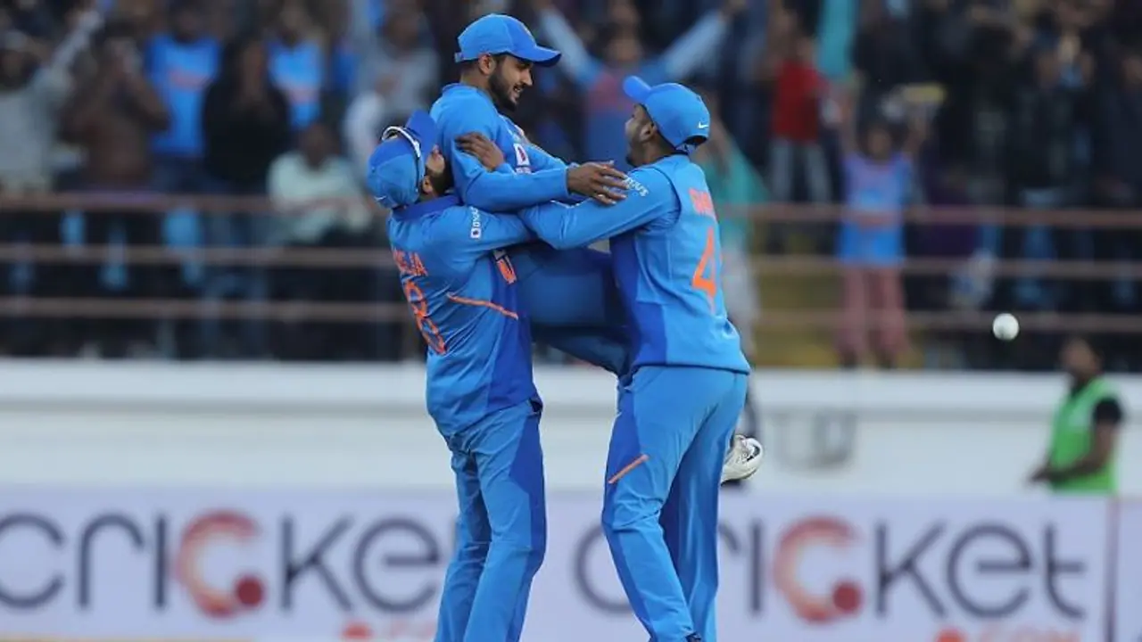 ಆಸ್ಟ್ರೇಲಿಯಾ ಮಣಿಸಿ ತಿರುಗೇಟು ನೀಡಿದ ಭಾರತ; ಸರಣಿ ಸಮಬಲ! ಆಸ್ಟ್ರೇಲಿಯಾ ಮಣಿಸಿ ತಿರುಗೇಟು ನೀಡಿದ ಭಾರತ; ಸರಣಿ ಸಮಬಲ!