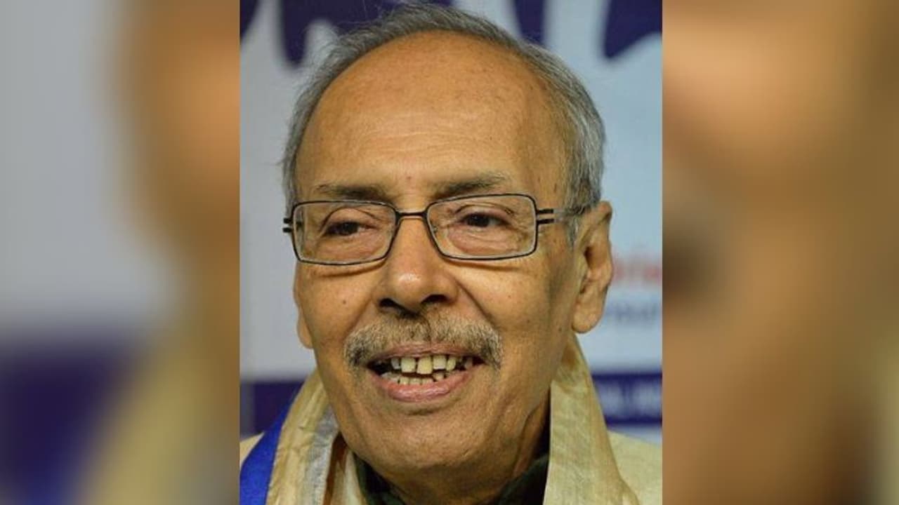 Shirshendu Mukhopadhyay : 'Covid' পজিটিভ শীর্ষেন্দু মুখোপাধ্যায়, নিভৃতবাসে রয়েছেন কিংবদন্তি সাহিত্যিক