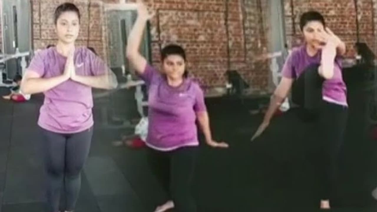 என்னா ஒரு டெடிகேஷன்... பட்டாஸுக்காக சினேகா கற்ற வித்தை... வைரலாகும் வீடியோ...! என்னா ஒரு டெடிகேஷன்... பட்டாஸுக்காக சினேகா கற்ற வித்தை... வைரலாகும் வீடியோ...!