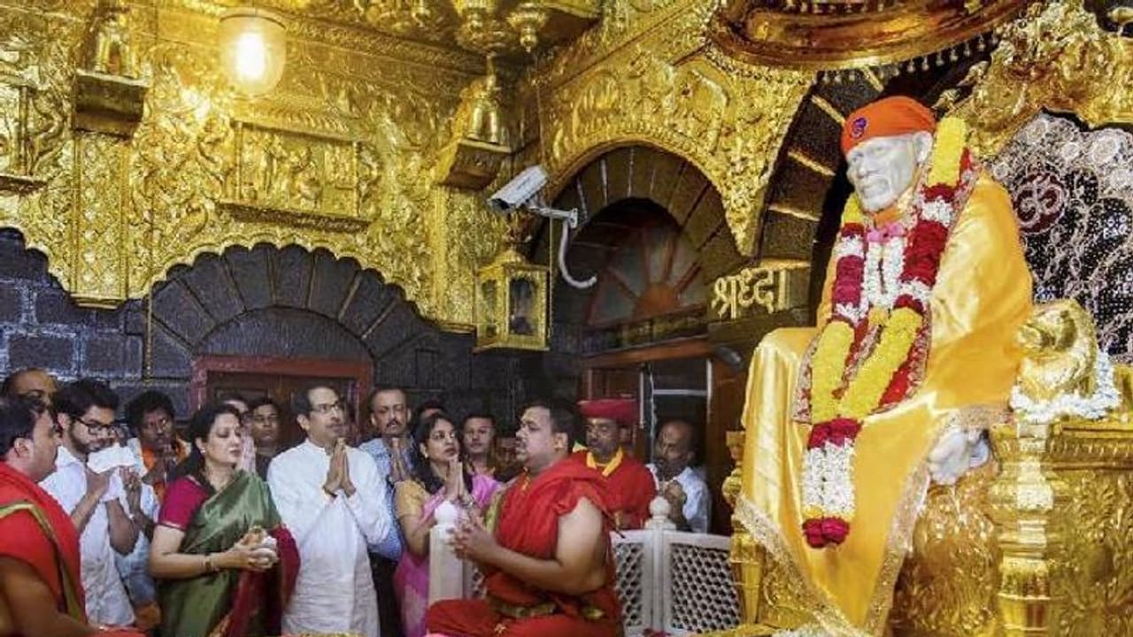 സായിബാബയുടെ ജന്മസ്ഥലം 'പത്രി'; ഉദ്ദവ് താക്കറെയുടെ പരാമർശത്തിൽ പ്രതിഷേധം, ഷിർദ്ദി അനിശ്ചിതകാലത്തേക്ക് അടച്ചിടും