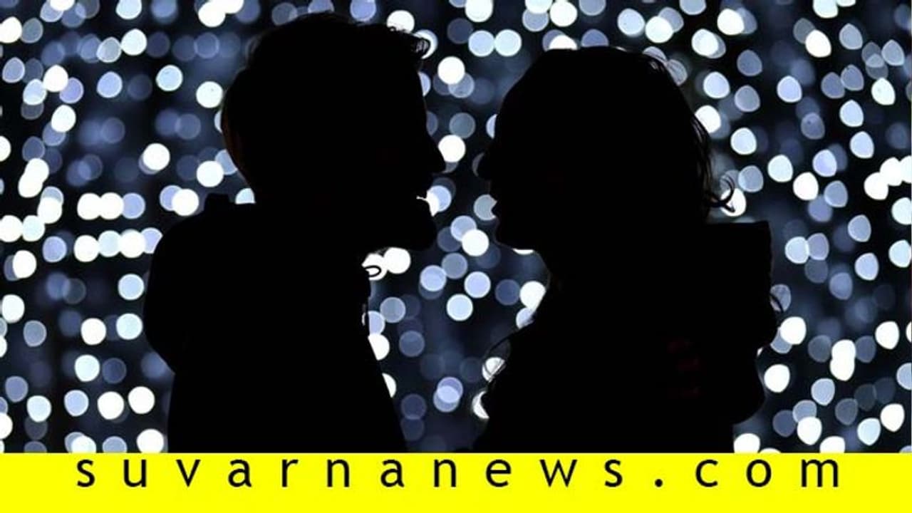 ವಾರಕ್ಕೊಮ್ಮೆ ಸೆಕ್ಸ್ ಮಾಡೋರಿಗೆ ಮೆನೋಪಾಸ್ ದೂರ! ವಾರಕ್ಕೊಮ್ಮೆ ಸೆಕ್ಸ್ ಮಾಡೋರಿಗೆ ಮೆನೋಪಾಸ್ ದೂರ!