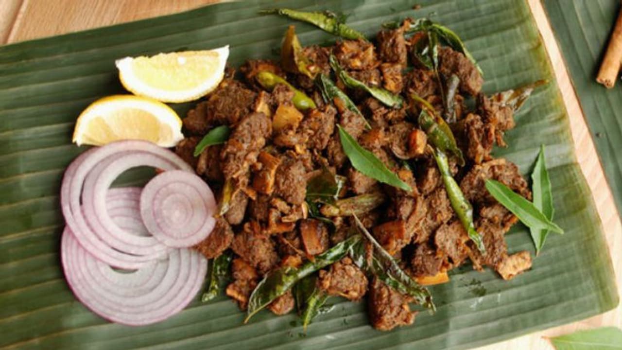 സ്പെഷ്യല് ബീഫ് ഉലര്ത്തിയത് മണ്പാത്രത്തിൽ തയ്യാറാക്കാം... സ്പെഷ്യല് ബീഫ് ഉലര്ത്തിയത് മണ്പാത്രത്തിൽ തയ്യാറാക്കാം...