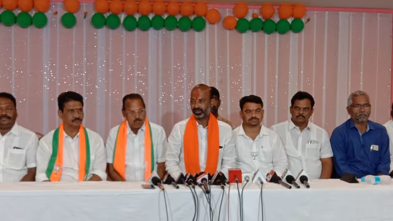 అలా అంతం చేయడం అసదుద్దిన్ అబ్బతరం కూడా కాదు: బండి సంజయ్ అలా అంతం చేయడం అసదుద్దిన్ అబ్బతరం కూడా కాదు: బండి సంజయ్