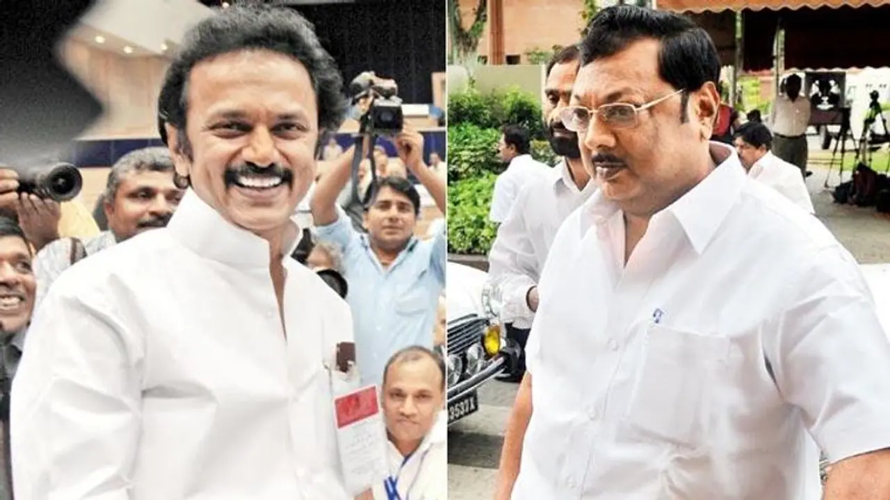 திமுக பேராசிரியர் அன்பழகனின் உடலுக்கு அஞ்சலி செலுத்த முக.அழகிரி வாராதது ஏன்? ஆவேசப்படும் "அ" அணியினர்!! திமுக பேராசிரியர் அன்பழகனின் உடலுக்கு அஞ்சலி செலுத்த முக.அழகிரி வாராதது ஏன்? ஆவேசப்படும் "அ" அணியினர்!!