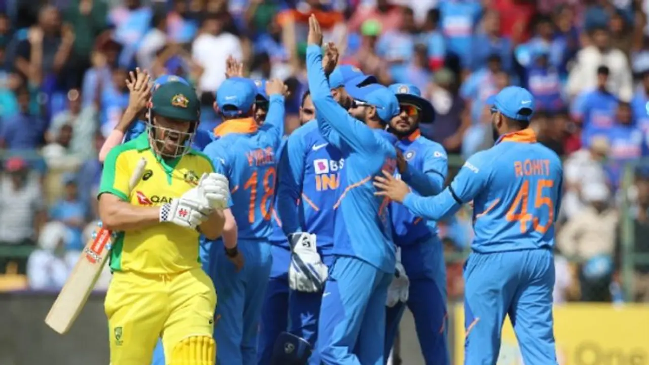 ആ രണ്ട് ഇന്ത്യന് പേസര്മാരെ നേരിടാന് ഭയമായിരുന്നു; വെളിപ്പെടുത്തലുമായി ആരോണ് ഫിഞ്ച് ആ രണ്ട് ഇന്ത്യന് പേസര്മാരെ നേരിടാന് ഭയമായിരുന്നു; വെളിപ്പെടുത്തലുമായി ആരോണ് ഫിഞ്ച്