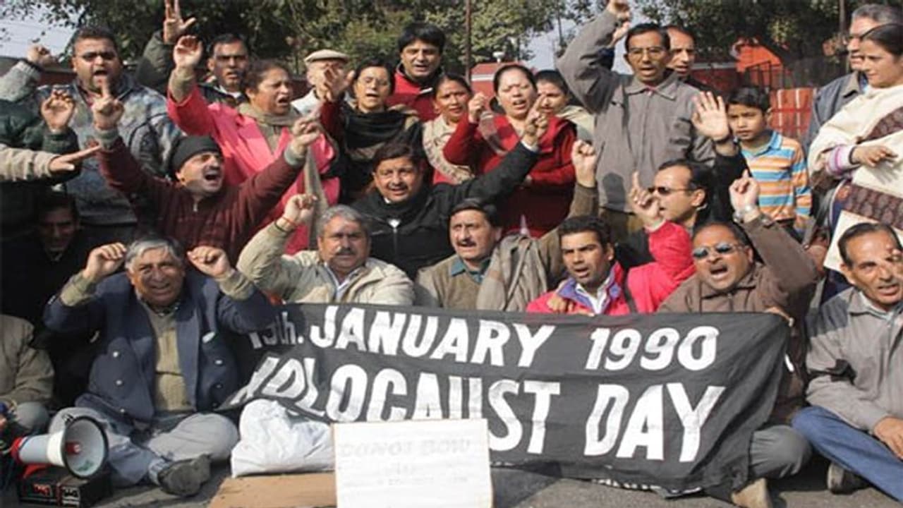 Indian Americans in Seattle hold march to observe 30th anniversary of Kashmiri Pandits' mass exodus