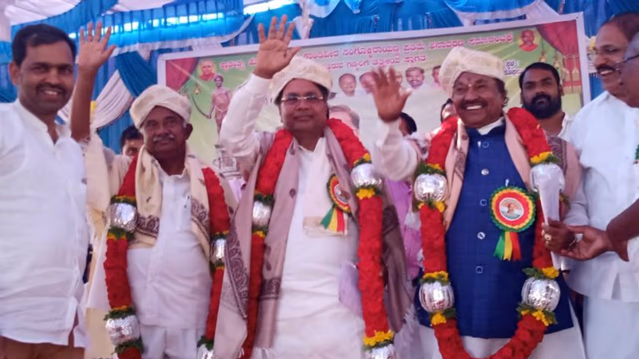 ಟಗರುಗಳ ಸಮಾಗಮ: ಒಂದು ಗ್ರಾಮದ ವೇದಿಕೆಯಲ್ಲಿ ಈ ಅಪೂರ್ವ ಸಂಗಮ..!