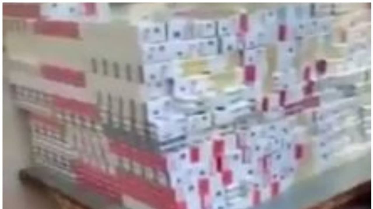 സൗദിയിലേക്ക് കടത്താന് ശ്രമിച്ച വന് സിഗിരിറ്റ് ശേഖരം പിടിച്ചെടുത്തു വീഡിയോ സൗദിയിലേക്ക് കടത്താന് ശ്രമിച്ച വന് സിഗിരിറ്റ് ശേഖരം പിടിച്ചെടുത്തു വീഡിയോ