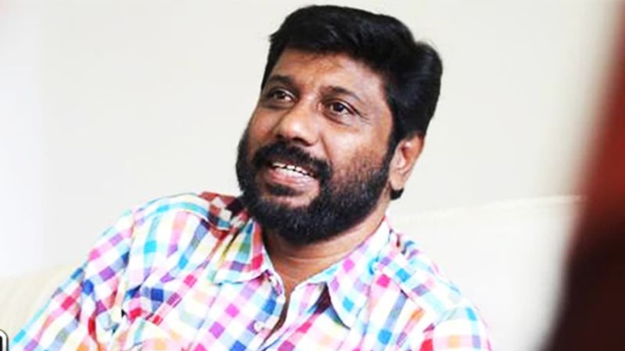 'ബിഗ് ബ്രദറിനെതിരെ ആസൂത്രിത ആക്രമണം': പഴയതലമുറ സംവിധായകരെ ഇല്ലാതാക്കാന് ശ്രമിക്കുന്നുവെന്ന് സിദ്ദിഖ് 'ബിഗ് ബ്രദറിനെതിരെ ആസൂത്രിത ആക്രമണം': പഴയതലമുറ സംവിധായകരെ ഇല്ലാതാക്കാന് ശ്രമിക്കുന്നുവെന്ന് സിദ്ദിഖ്