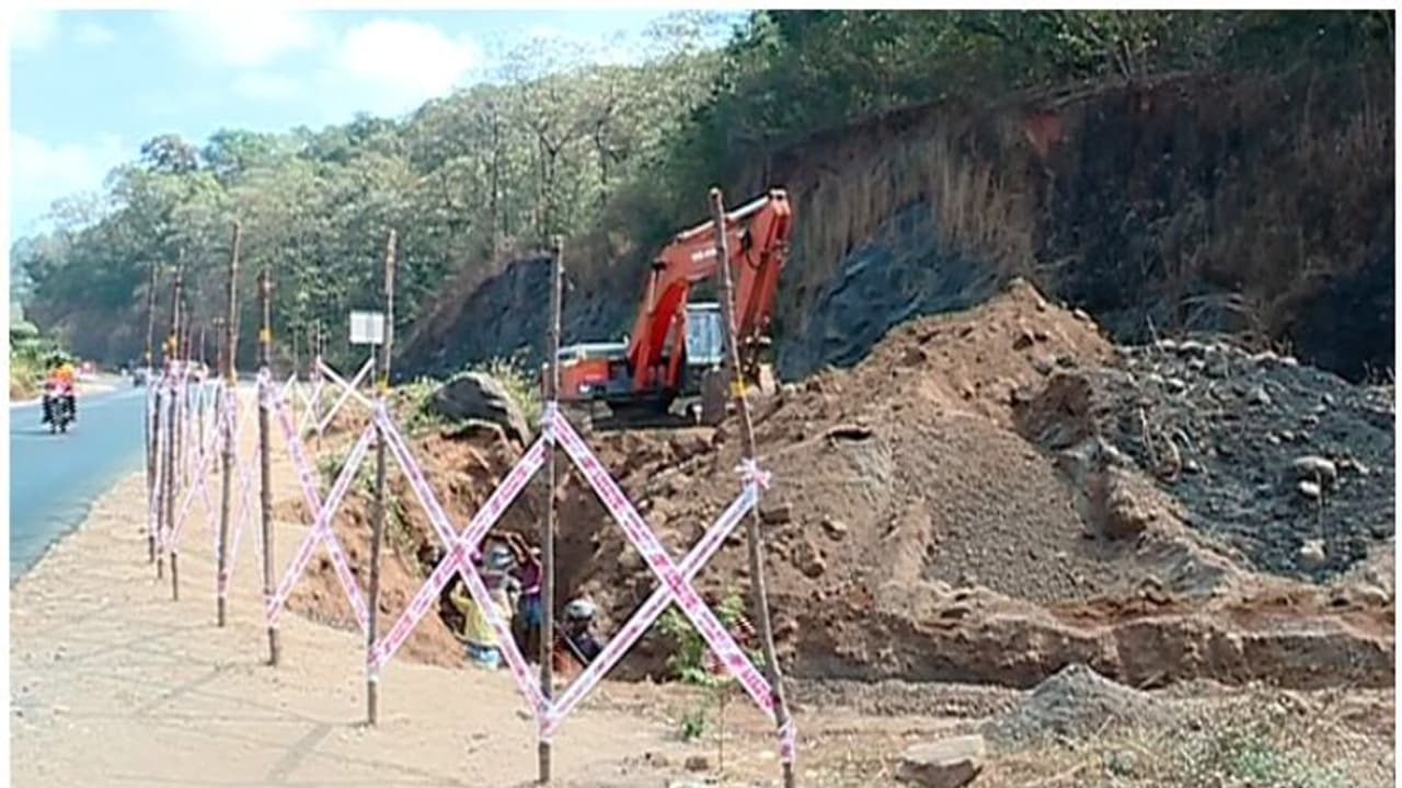 കുതിരാനിൽ ഫെബ്രുവരി ആദ്യവാരം ഭൂഗര്ഭ കേബിള് സ്ഥാപിക്കല് തുടങ്ങും; മോക്ട്രിൽ ദിവസങ്ങളില് വാഹന നിയന്ത്രണം കുതിരാനിൽ ഫെബ്രുവരി ആദ്യവാരം ഭൂഗര്ഭ കേബിള് സ്ഥാപിക്കല് തുടങ്ങും; മോക്ട്രിൽ ദിവസങ്ങളില് വാഹന നിയന്ത്രണം