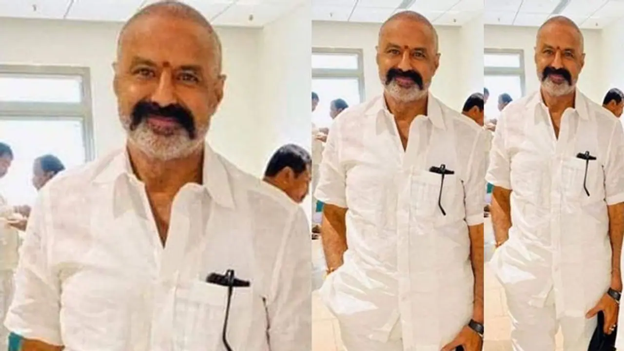 షాక్ : బాలయ్య హెయిర్ ట్రాన్స్ ప్లాంటేషన్ ఫెయిల్...అందుకే అలా..? షాక్ : బాలయ్య హెయిర్ ట్రాన్స్ ప్లాంటేషన్ ఫెయిల్...అందుకే అలా..?