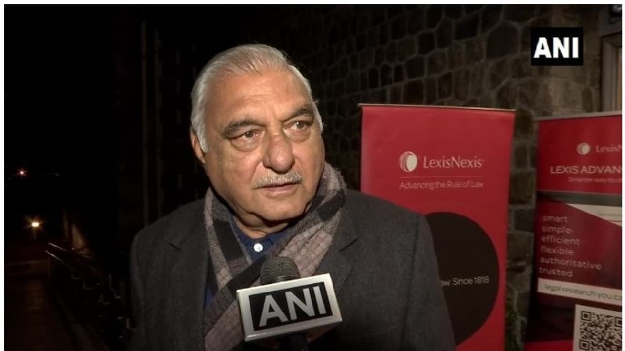 'പൗരത്വനിയമം നടപ്പാക്കില്ലെന്ന് സംസ്ഥാനങ്ങള്ക്ക് പറയാന് കഴിയില്ല'; കോണ്ഗ്രസ് നിലപാടിനെ തള്ളി മുന് മുഖ്യമന്ത്രി 'പൗരത്വനിയമം നടപ്പാക്കില്ലെന്ന് സംസ്ഥാനങ്ങള്ക്ക് പറയാന് കഴിയില്ല'; കോണ്ഗ്രസ് നിലപാടിനെ തള്ളി മുന് മുഖ്യമന്ത്രി