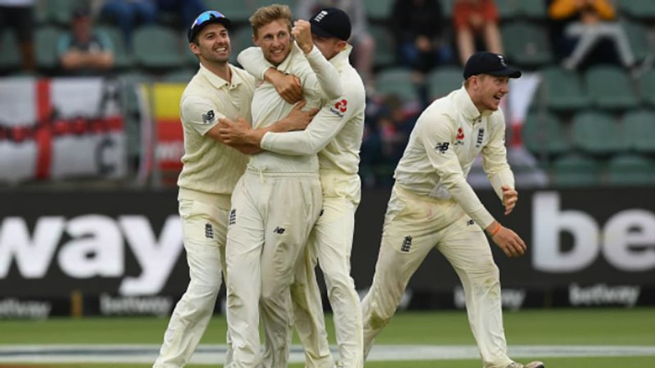 சொந்த மண்ணில் படுகேவலமா தோற்கப்போகும் தென்னாப்பிரிக்கா.. இங்கிலாந்து அபாரம்.. 3வது டெஸ்ட்டில் நடந்த ஆச்சரியம் சொந்த மண்ணில் படுகேவலமா தோற்கப்போகும் தென்னாப்பிரிக்கா.. இங்கிலாந்து அபாரம்.. 3வது டெஸ்ட்டில் நடந்த ஆச்சரியம்