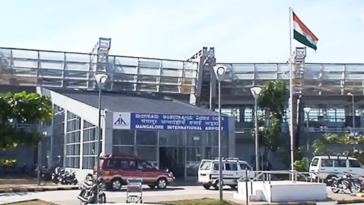 Bomb threat in Mangaluru Airport, police commissioner rushes to spot Bomb threat in Mangaluru Airport, police commissioner rushes to spot