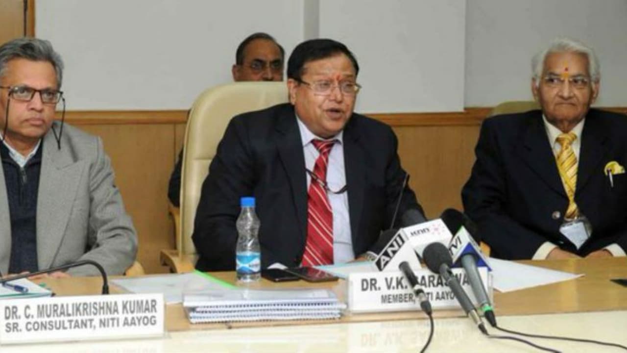 ஆபாச படம் பார்க்காவிட்டாலும் பொருளாதாராம் உருப்படியாதான் இருக்குது: இப்படி அடிச்சுத் தூக்கியது யார்? ஏன்?