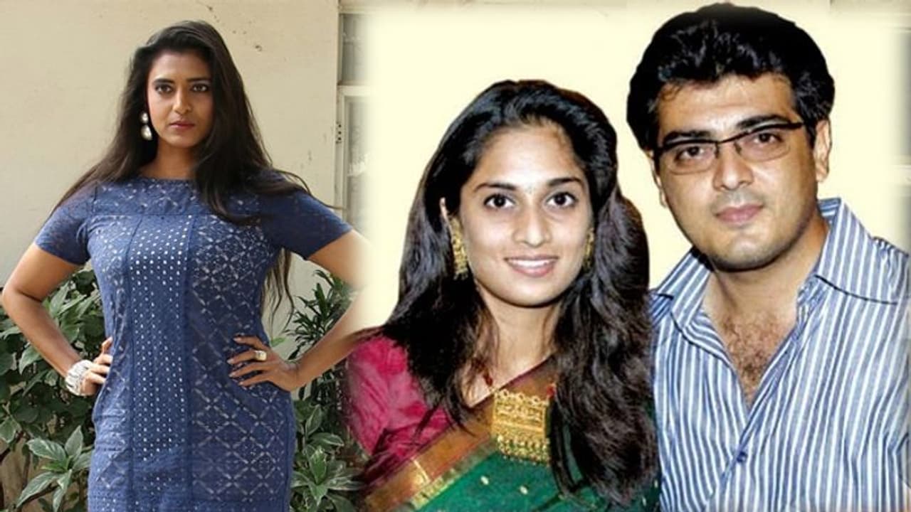 సెక్సువల్ కామెంట్స్.. అజిత్, షాలిని దంపతులని ఇరకాటంలో పెట్టిన నటి! సెక్సువల్ కామెంట్స్.. అజిత్, షాలిని దంపతులని ఇరకాటంలో పెట్టిన నటి!