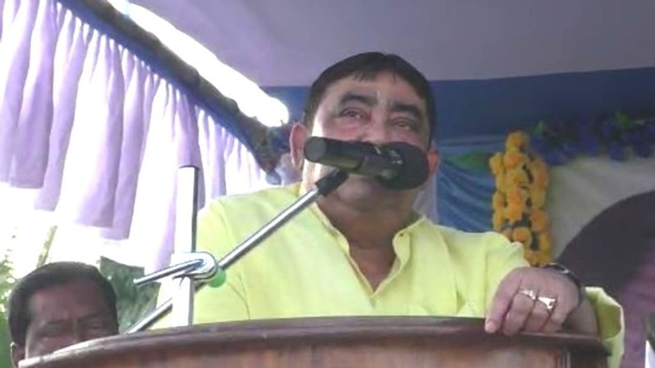 ভারতবর্ষের আইন মানি না, ফের বিতর্কে অনুব্রত ভারতবর্ষের আইন মানি না, ফের বিতর্কে অনুব্রত