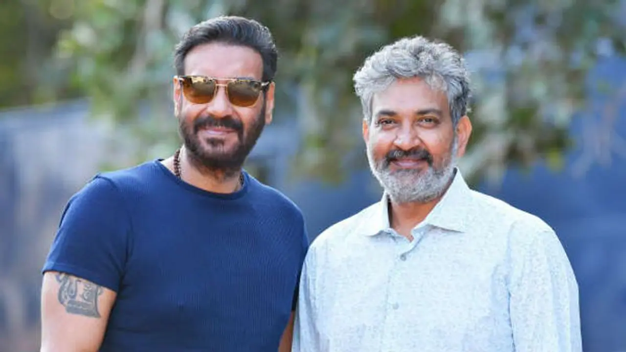 கமலுக்கு ‘நோ’ சொல்லிவிட்டு... ராஜமெளலி உடன் கூட்டணி சேர்ந்த பாலிவுட் பிரபலம்... ‘‘ஆர்.ஆர்.ஆர்.” படத்தின் அடுத்த அதிரடி...! கமலுக்கு ‘நோ’ சொல்லிவிட்டு... ராஜமெளலி உடன் கூட்டணி சேர்ந்த பாலிவுட் பிரபலம்... ‘‘ஆர்.ஆர்.ஆர்.” படத்தின் அடுத்த அதிரடி...!