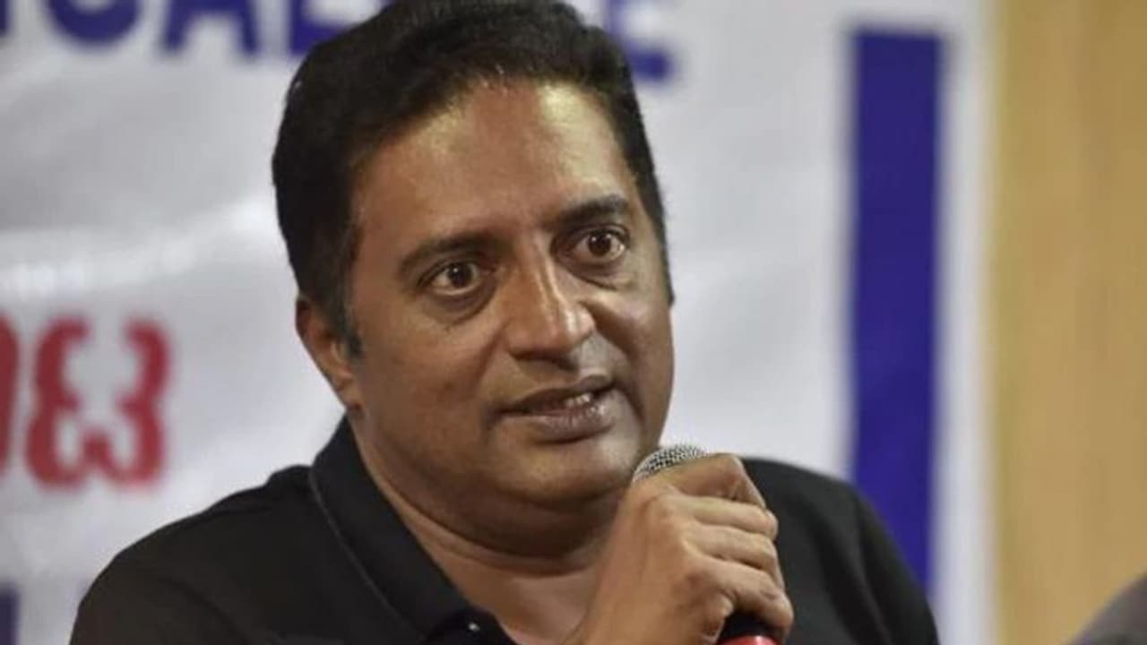 రూ.5 కోట్లు ఎగవేత.. నటుడు ప్రకాష్ రాజ్ పై కేసు!